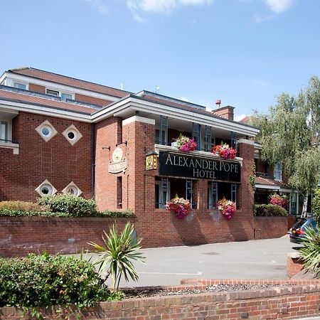 The Alexander Pope Hotel Twickenham Extérieur photo