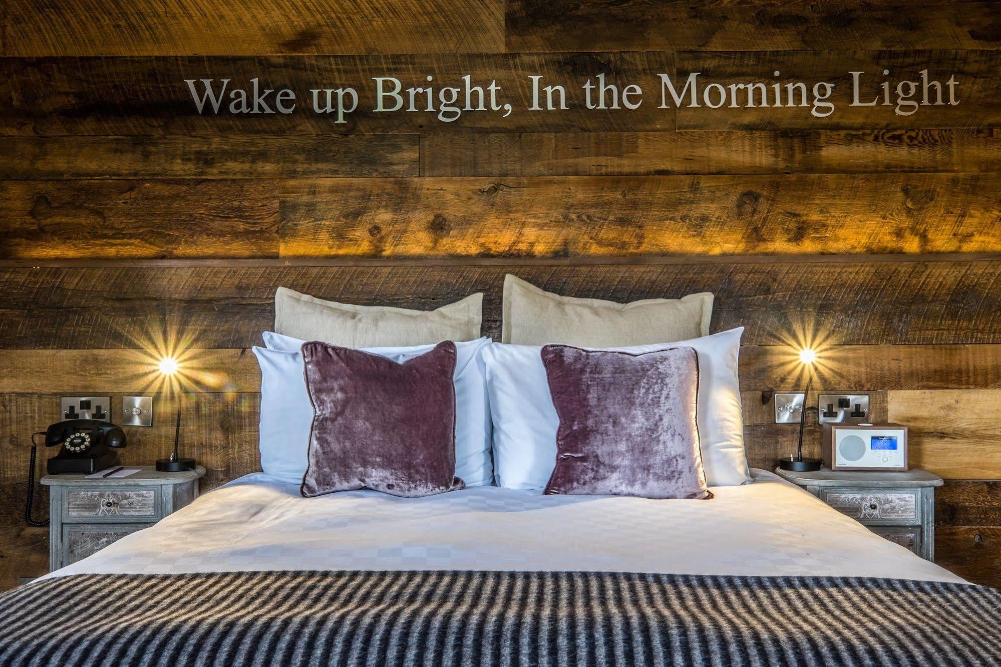 The Alexander Pope Hotel Twickenham Extérieur photo