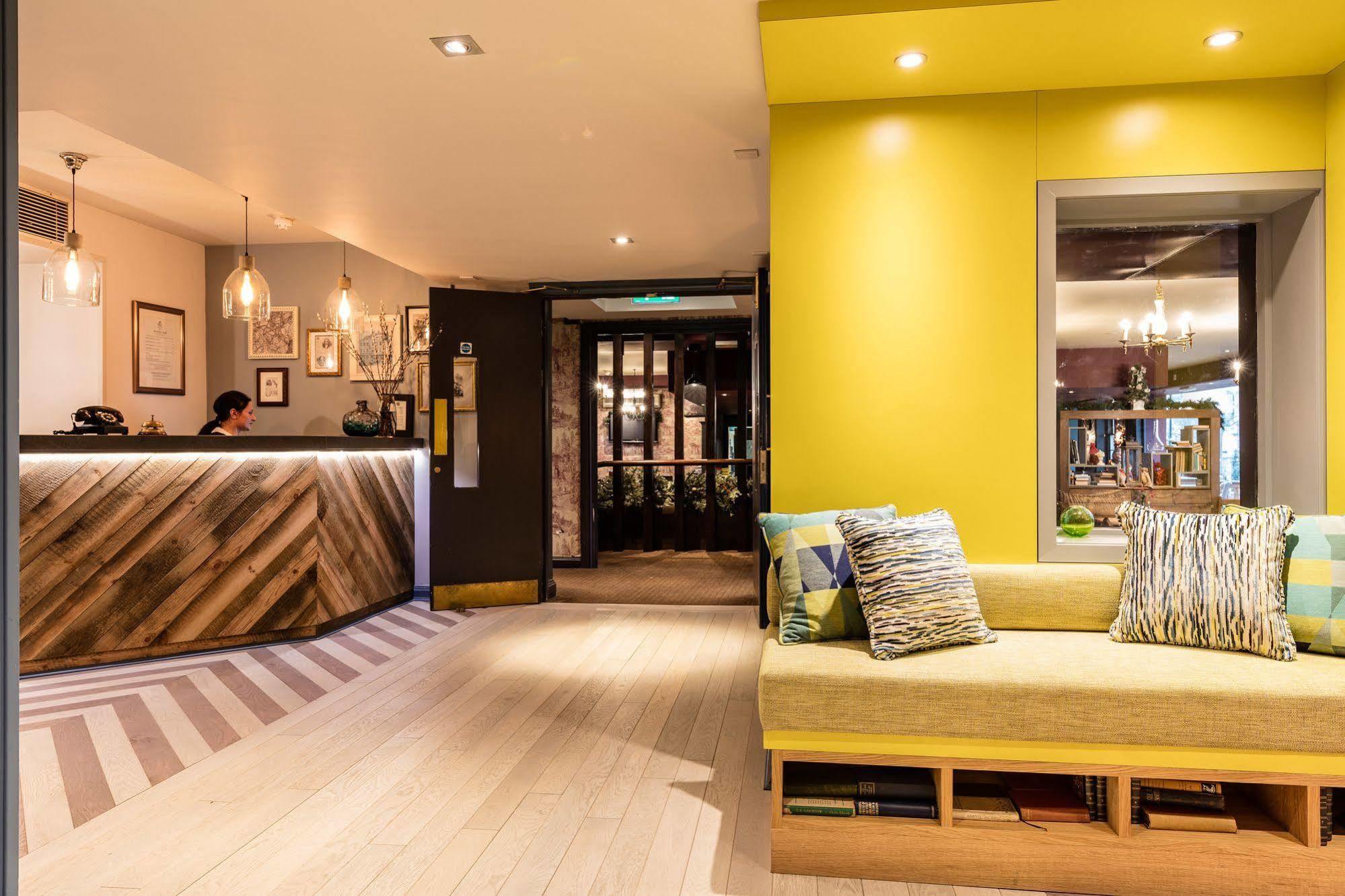 The Alexander Pope Hotel Twickenham Extérieur photo